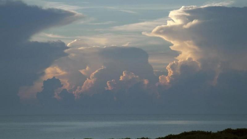 thunderstorm cloud