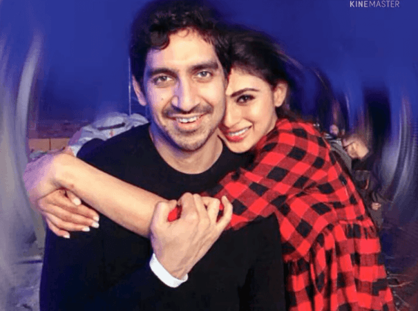Youtube Screenshot Mouni Roy and Suraj Nambiar
