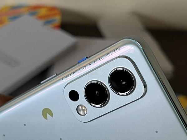 OnePlus Nord 2 x PAC-MAN Edition hands-on OnePlus Nord 2 x PAC-MAN Edition hands-on