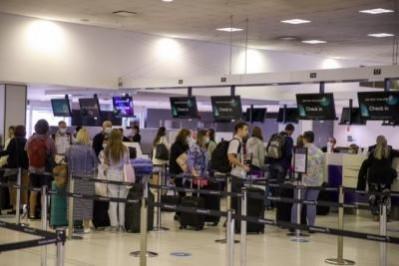 Aus to open borders to int'l students, skilled workers from Dec