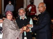 Parents of SPO Ashiq Hussain