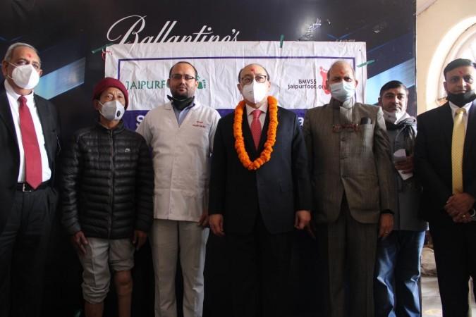 Siddharth Singh, IAS (Retd.) (left) was a special guest at the Darjeeling charity event organised by NGOs Siddharth Singh, IAS (Retd.) was a special guest at the Darjeeling charity event organised by NGOs