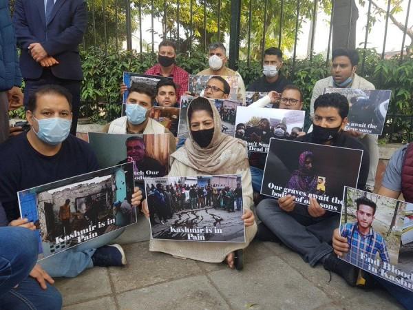Mehbooba Mufti at Jantar Mantar