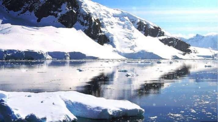 Indian scientists to dig deep ice to know past climate at Antarctica (Ld)