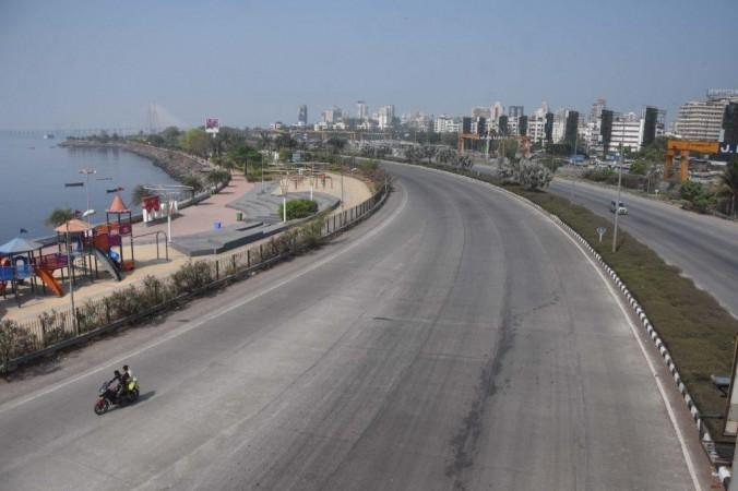 Hours before New Year Eve parties, Mumbai Police clamp tighter curbs