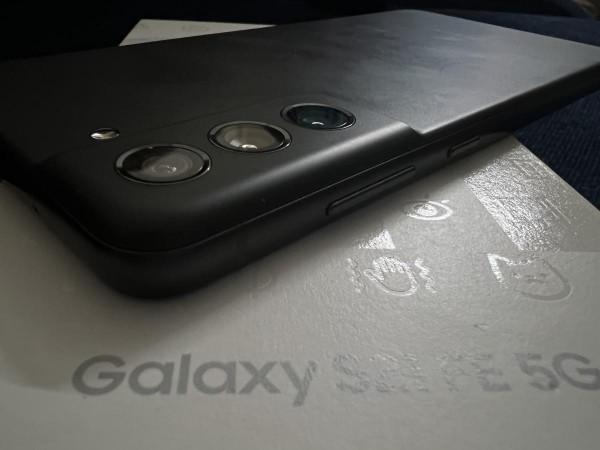 Samsung Galaxy S21 FE 5G Samsung Galaxy S21 FE 5G