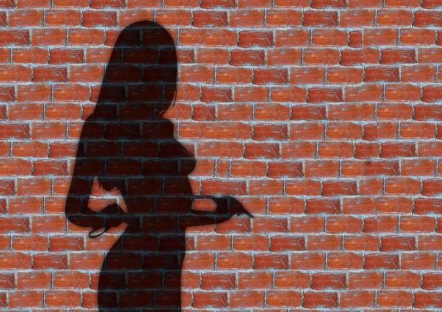 Patna man honey-trapped on Facebook, asked to pay Rs 20,000