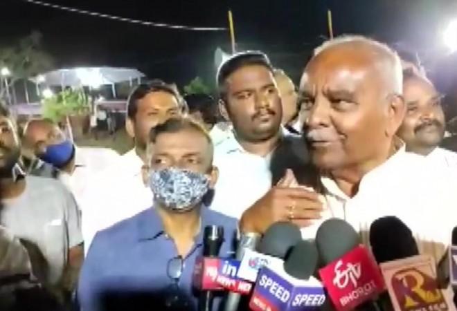 Umesh Katti mask