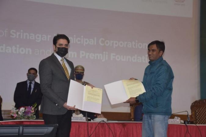 Srinagar civic body inks MoUs with Praja Foundation, Azim Premji Foundation Srinagar civic body inks MoUs with Praja Foundation, Azim Premji Foundation