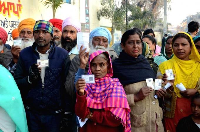 4.80% polling in Punjab in first one hour (Ld)