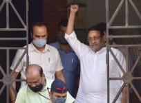 Mumbai:Maharashtra Minister and NCP leader Nawab Malik outside ED office after the arrest in connection with money laundering case in Mumbai on Wednesday February 23,2022.(Photo:IANS)