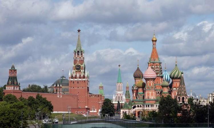 Russia willing to negotiate terms of surrender with Ukraine