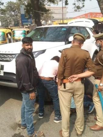 J&K LG in accident