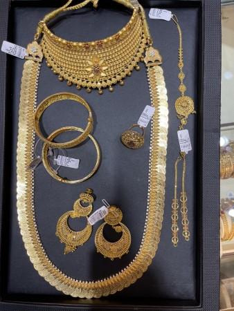 Gordian's delivery of jewellery