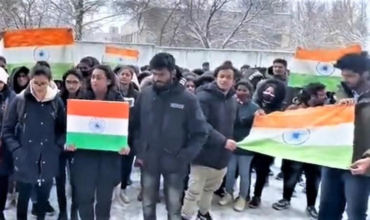 All Indian students stuck in Sumy evacuated, says Govt