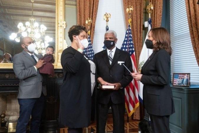 U.S. Vice President Kamala Harris on Thursday swore in Shalanda Young as chief of the Office of Management and Budget. U.S. Vice President Kamala Harris on Thursday swore in as chief of the Office of Management and Budget.