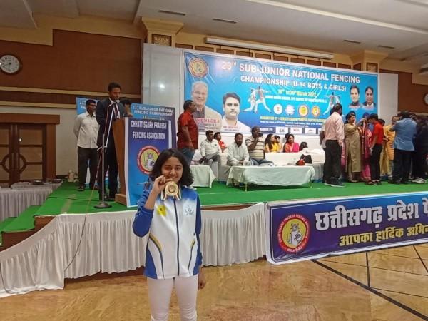 Sejal Gulia, Karnataka's fencing star, bags another gold; defends her national championship title [details]