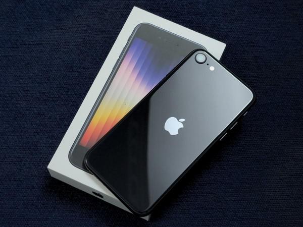 iPhone SE 2022 review iPhone SE 2022 review
