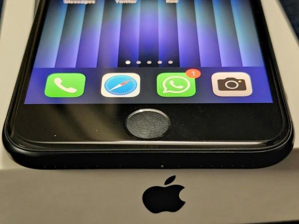 iPhone SE 2022 review iPhone SE 2022 review