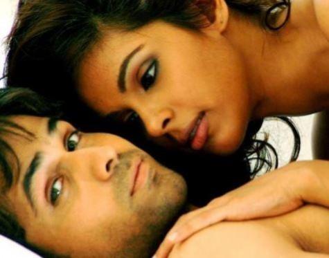 Emraan, Mallika kiss Emraan, Mallika kiss