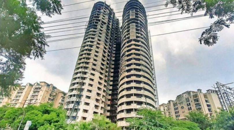 Noida twin tower demolition test blast today