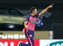 IPL 2022: Chahal, Boult, Hetmyer shine as Royals humble Super Giants