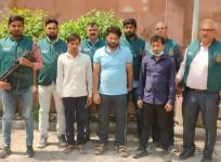 The Special Cell of Delhi Police has busted two narcotic cartels and recovered 15.5 Kg of heroin valued at Rs 60 crore in the international market, an official said on Monday.