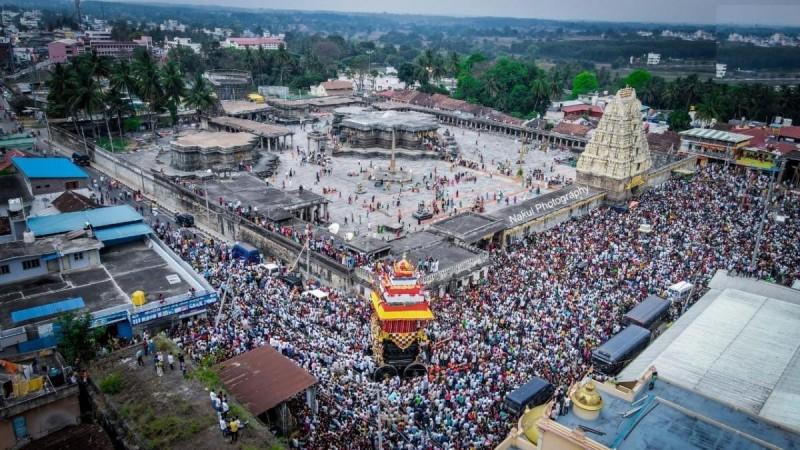 Amid opposition, K'taka govt permits recital of Quran at Channakeshava temple fair. Channakeshava temple fair