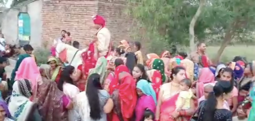 Dalit CRPF jawan posted in J&K fights battle of caste at native; gets full police protection for marriage Dalit CRPF jawan posted in J&K fights battle of caste at native; gets full police protection for marriage