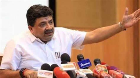 Centre should remove cess, surcharges on fuel: TN FM