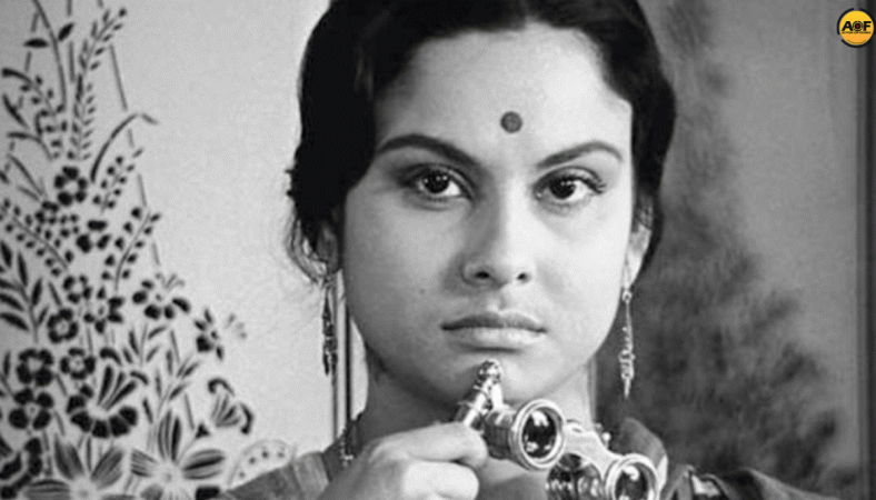 Noted Bengali actress Madhabi Mukherjee hospitalised