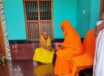 Former K'taka minister becomes sanyasi, set to become pontiff.