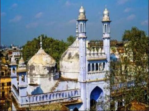 Supreme Court has notified a three-judge Special Bench to hear a clutch of petitions challenging the validity of certain provisions of Places of Worship (Special Provisions) Act, 1991 SC orders protection of Shivling found in Gyanvapi mosque, removes bar on Muslims' entry