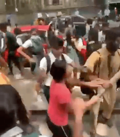 B'luru Bishop Cotton Girls' School students fight