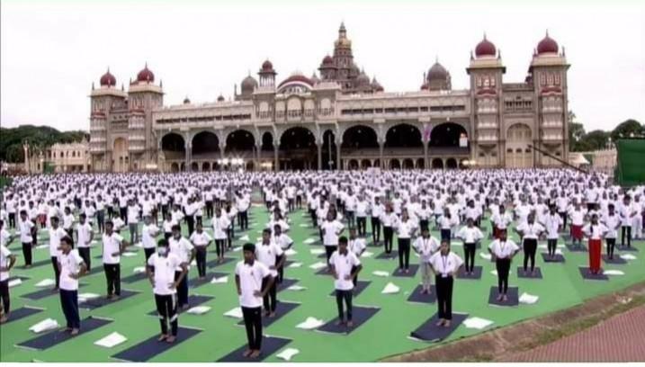 PM Modi inaugurates Yoga Day at Mysuru Mysuru Yoga Day