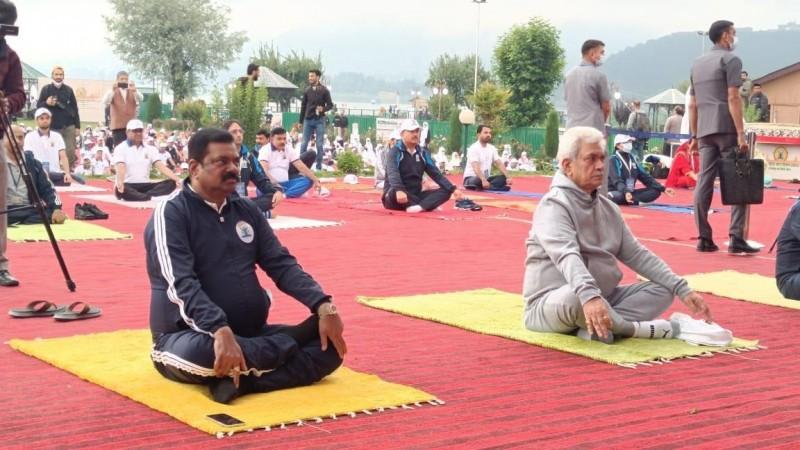 Yoga in J&K