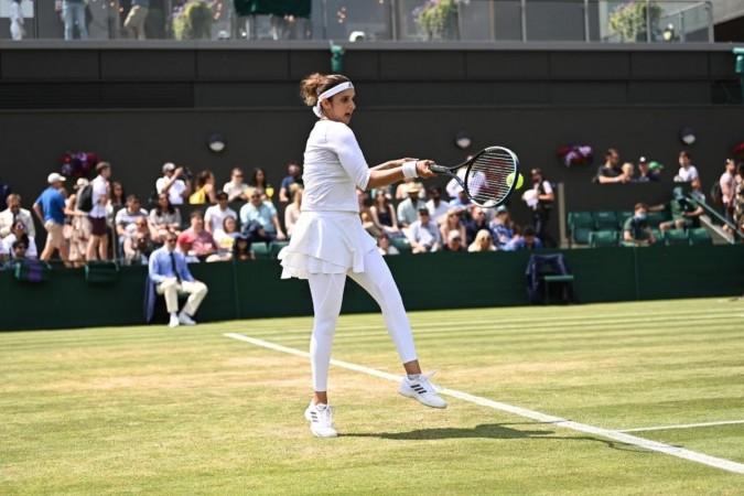 Wimbledon 2022: Sania Mirza-Mate Pavic advance to mixed doubles quarters. Wimbledon 2022: Sania Mirza-Mate Pavic advance to mixed doubles quarters.