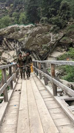Army rescues devotees