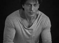SRK's monochrome picture