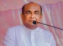 Mahinda Yapa Abeywardena.