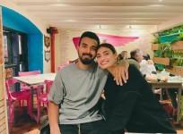 Athiya Shetty, KL Rahul make relationship official