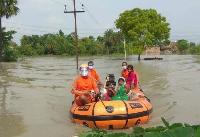 Rescue, relief in full swing in flood-hit Bhadrachalam