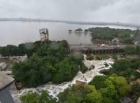 The Hussain Sagar lake overflowing following incessant rains, in Hyderabad