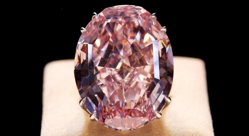 Fascinating diamond facts for the rarest birthstone of April.(photo:IANSLIFE) Pink diamond