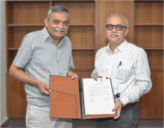Prof Ashok Banerjee assumes charge as new director of IIM Udaipur Prof Ashok Banerjee assumes charge as new director of IIM Udaipur