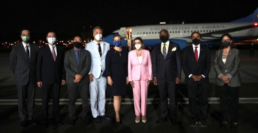 Defying Beijing's warnings, US House Speaker Pelosi arrives in Taiwan