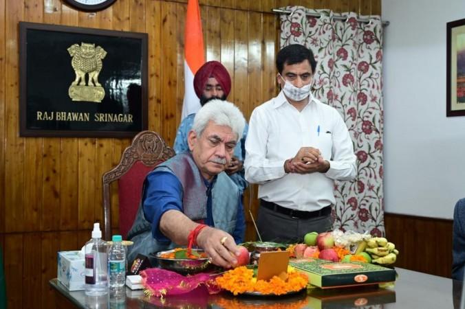 Lieutenant Governor Manoj Sinha performing LG Manoj Sinha