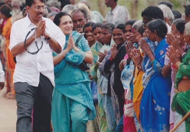 49 years, 2.6mn patients: No full stops for K'taka doctor's free Sunday clinic