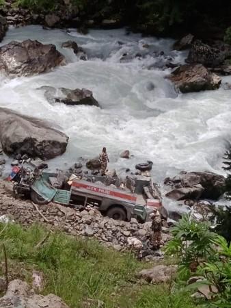 Chandanwari accdent