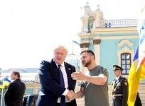 UK PM Boris Johnson and Ukraine's Volodymyr Zelensky